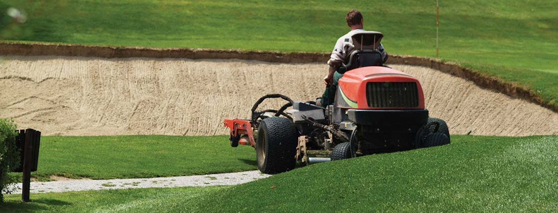 manutenzione prato green golf